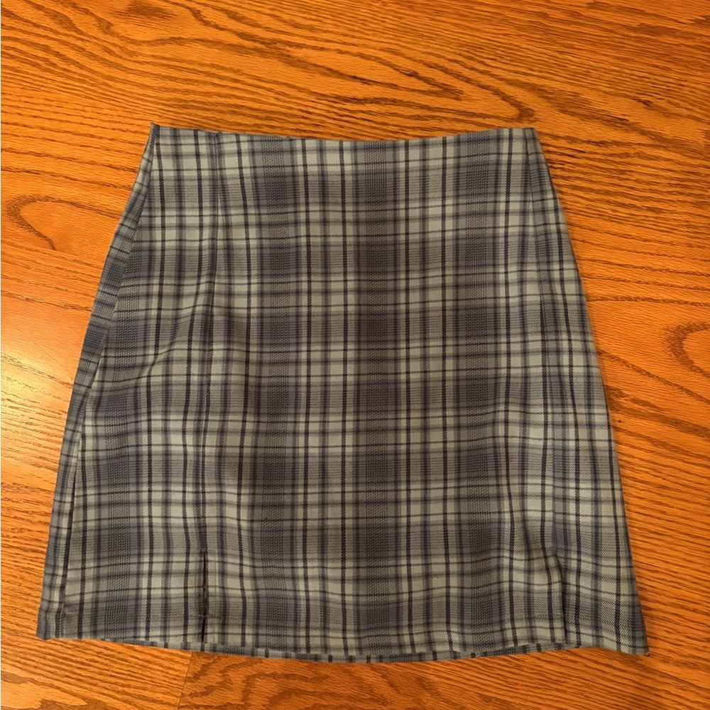 Brandy Melville Gray Pencil Mini Skirt for Casual Wear